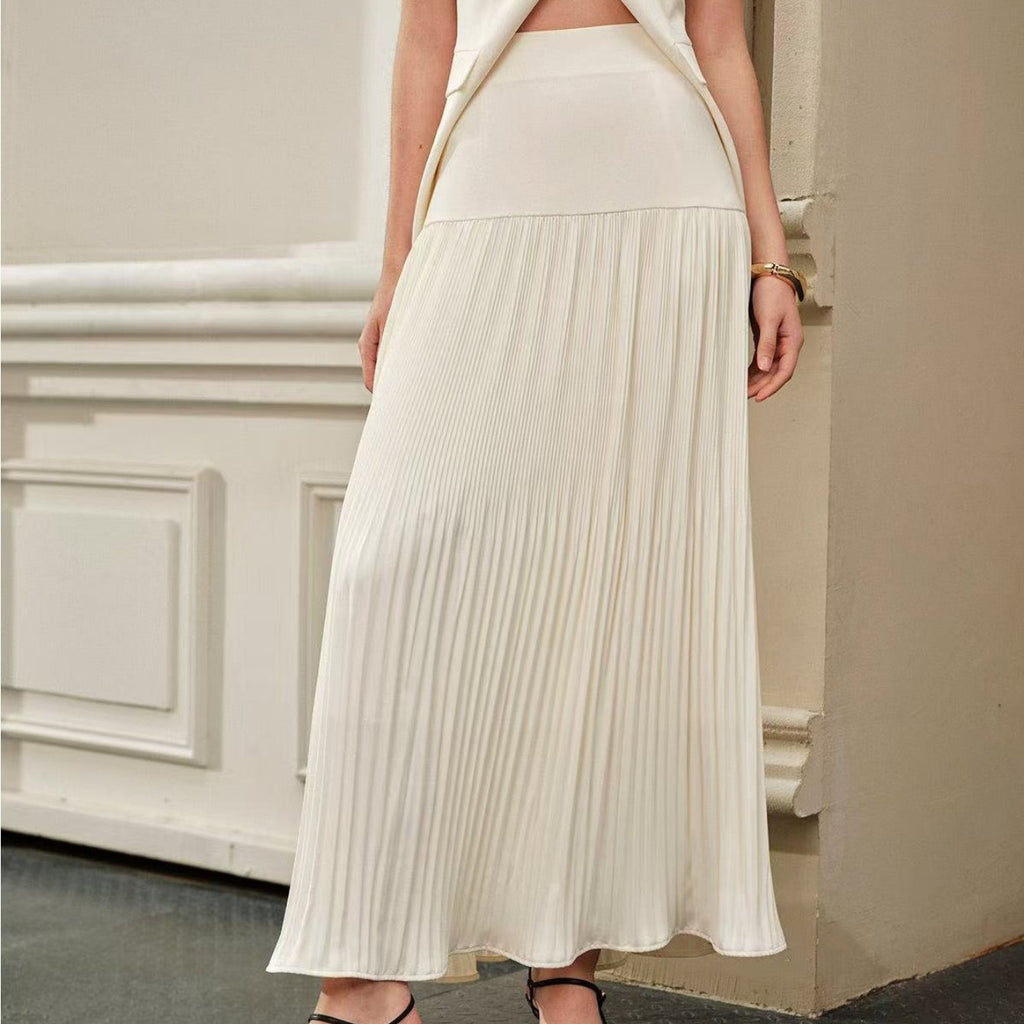This Maxi Skirt for Women Features a High Waist And Pleats, Made from Soft, Breathable Material. Its Stylish And Elegant Design Comes in Various Colors