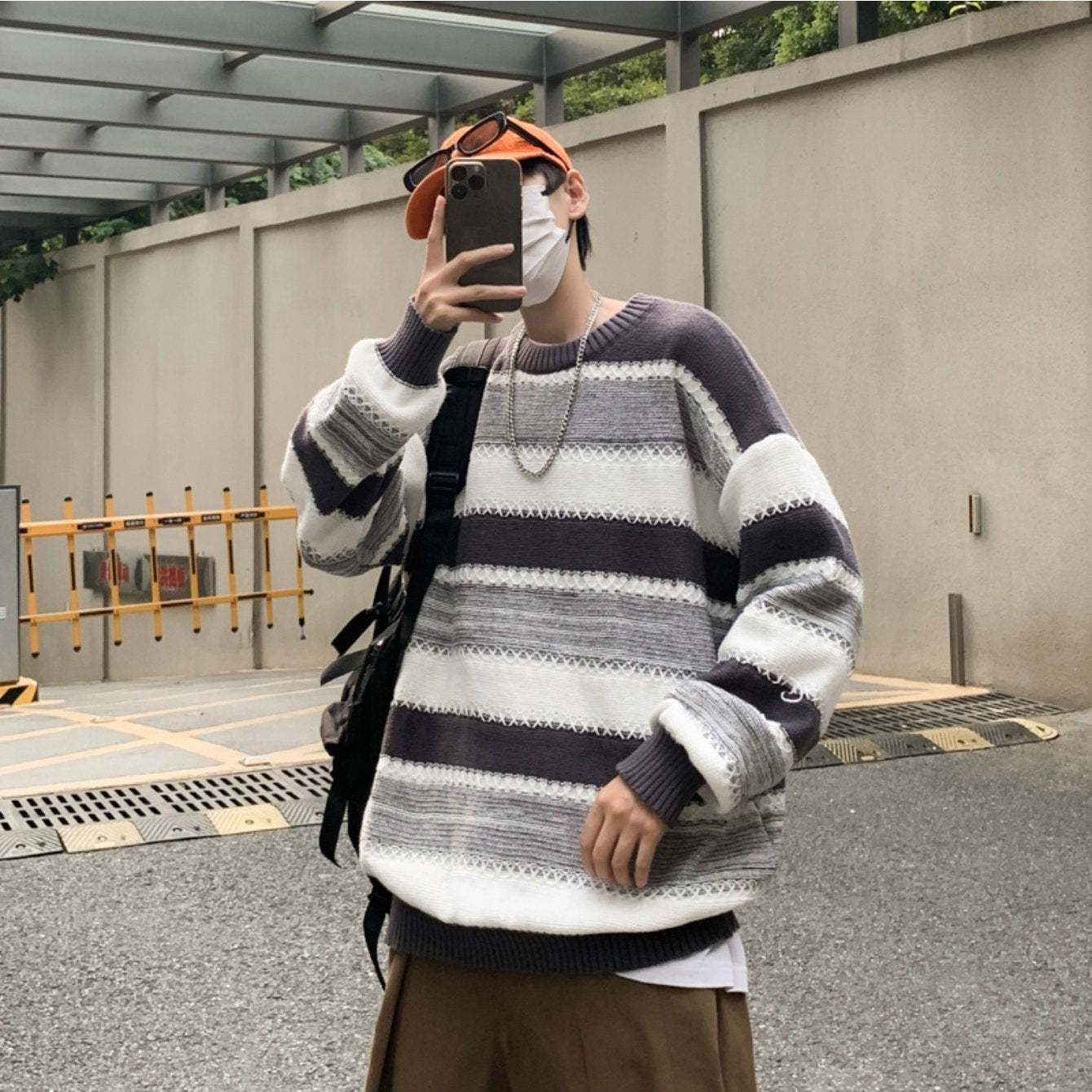 Men's Black-White Striped Knit Sweater, Soft Texture + Contrast Stripe Pattern + Oversized Fit, Streetwear Niche Trendy Brand Lazy Style Couple's Crew Neck Top