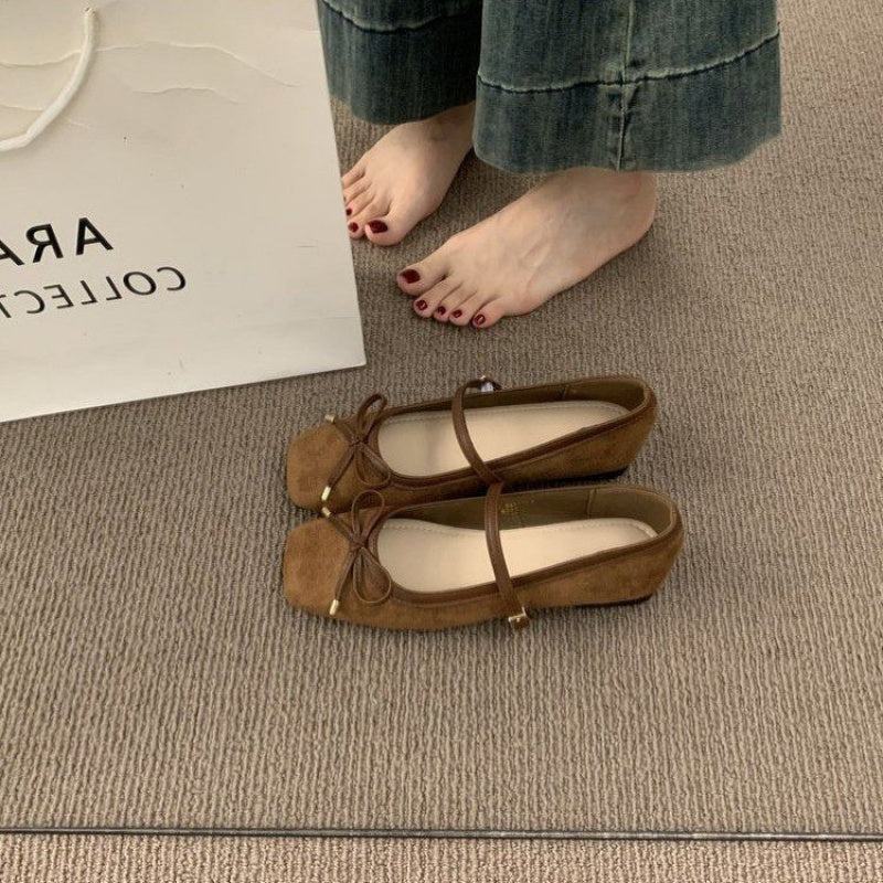 Retro Gentle Bow Ballet Flats, 2026 New Spring Model, French-Style Commuter Shoes for Women to Match with Skirts, Women Shoes
