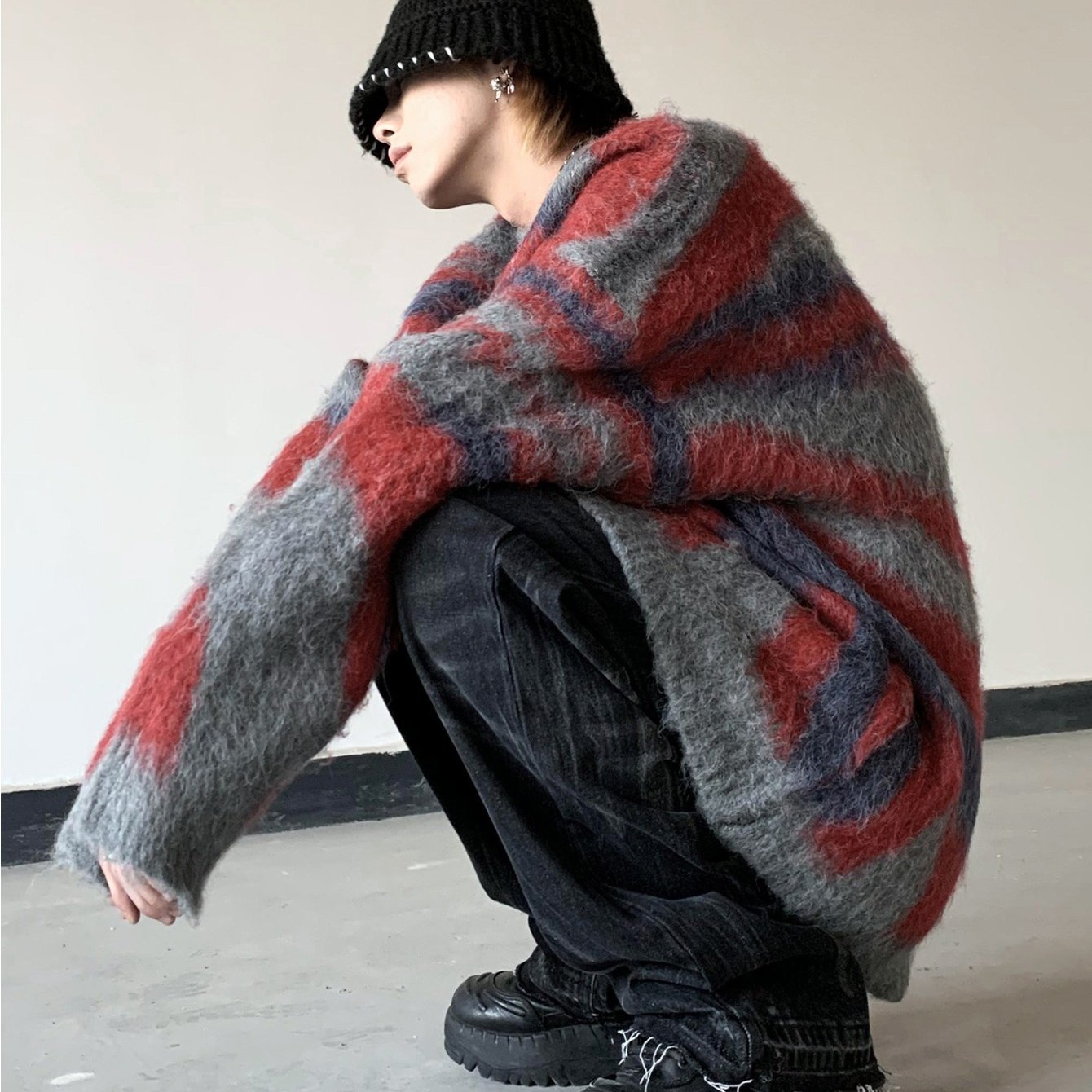 2026 European and American Spring and Autumn Sweater for Men: Trendy, Loose, Japanese-style Ted Sweater, Winter Hong Kong-style Lazy Thread Coat