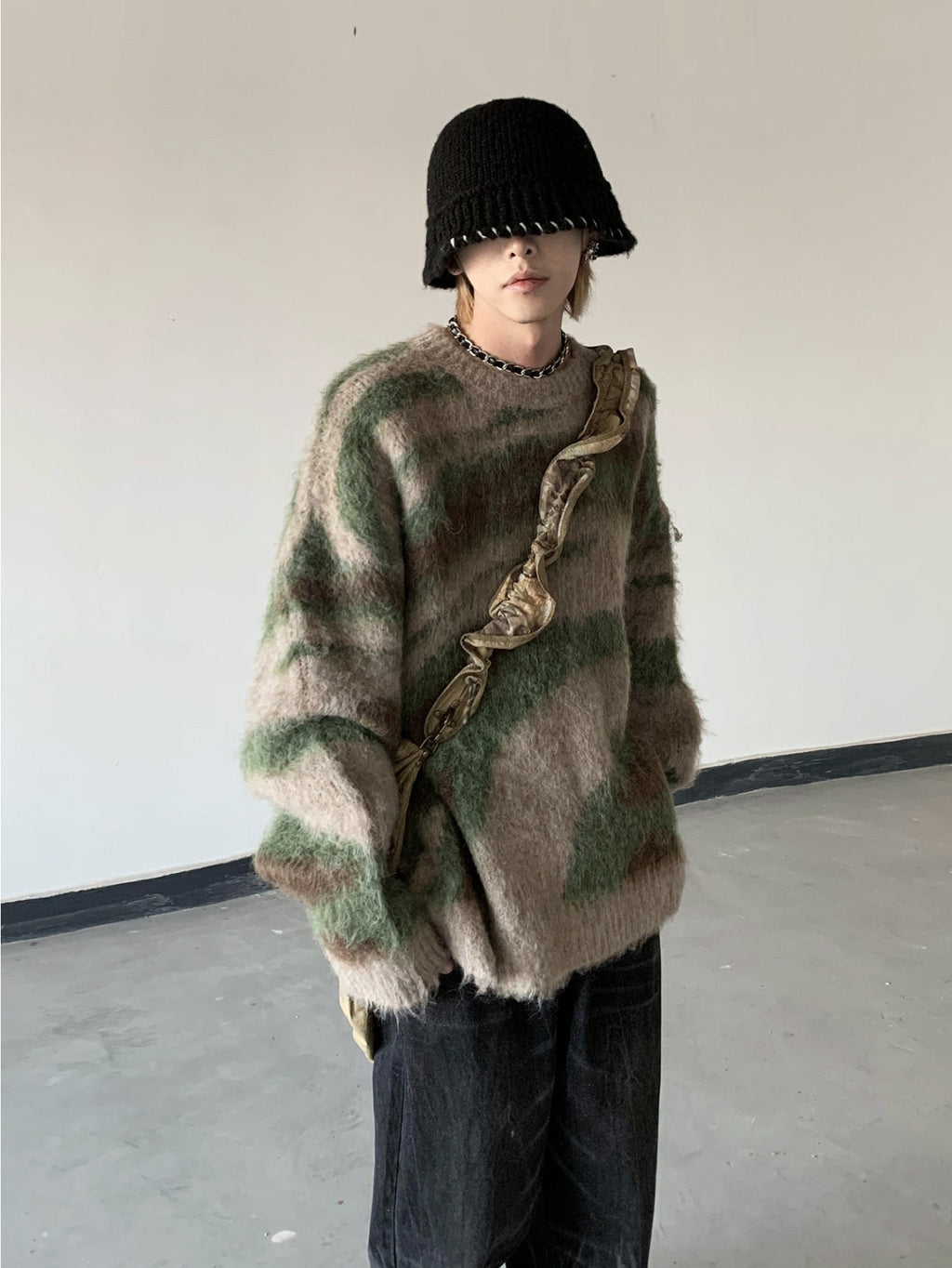 2026 European and American Spring and Autumn Sweater for Men: Trendy, Loose, Japanese-style Ted Sweater, Winter Hong Kong-style Lazy Thread Coat
