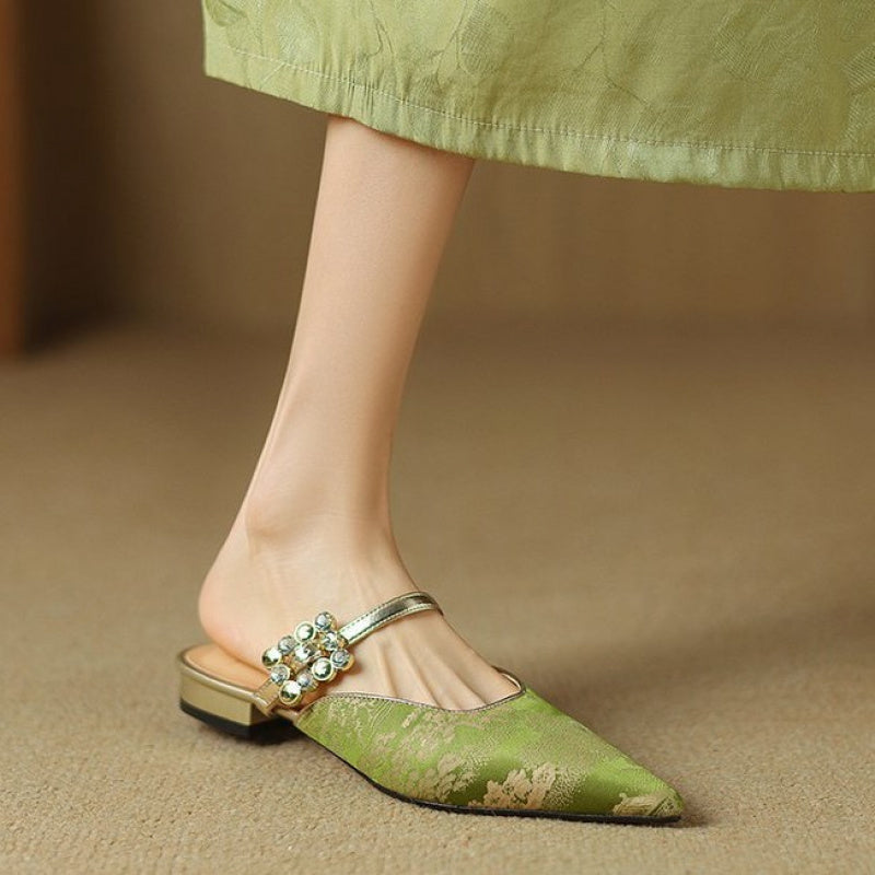 New Summer Chinese-Style Qipao for Women, Featuring Closed-Toe Half with Floral Fabric And Rhinestone Accents, Flat Shoes with a Single Buckle., Women Shoes