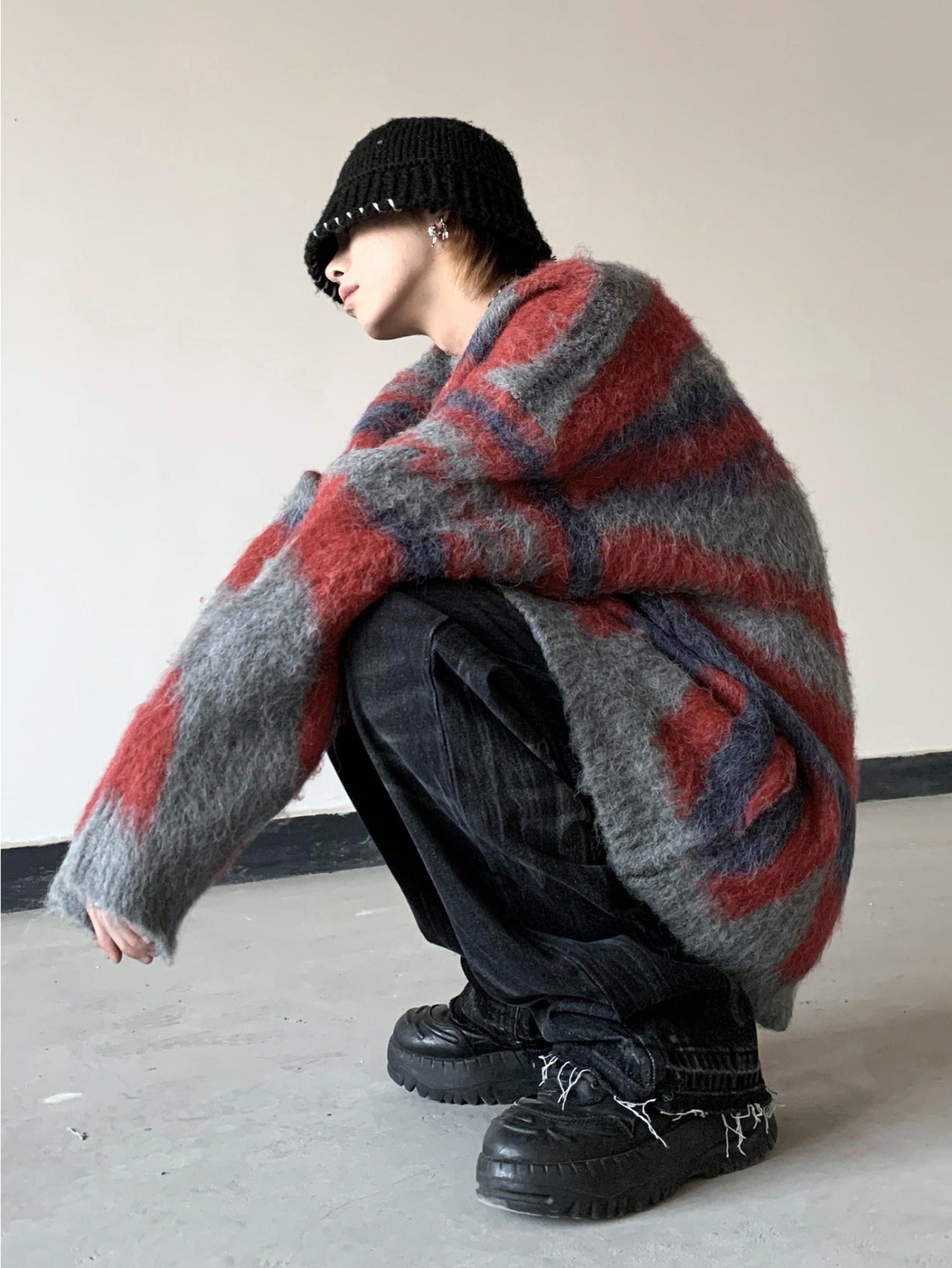 2026 European and American Spring and Autumn Sweater for Men: Trendy, Loose, Japanese-style Ted Sweater, Winter Hong Kong-style Lazy Thread Coat